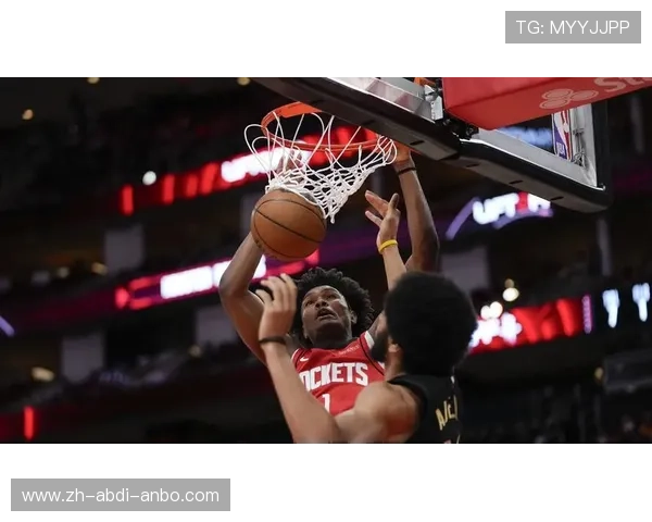 火箭队与骑士队比赛录像的精彩片段展示 火箭队与骑士队比赛录像的精彩片段展示